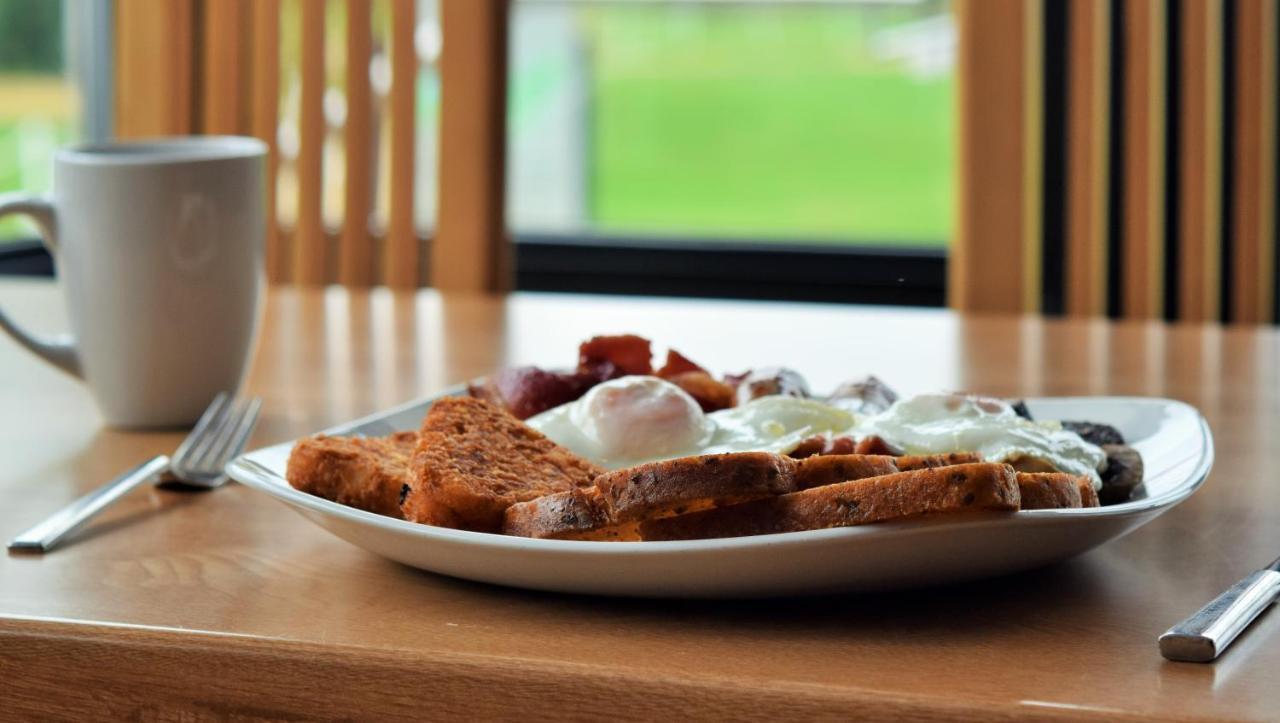 Calderfields Golf & Country Club 호텔 월솔 외부 사진